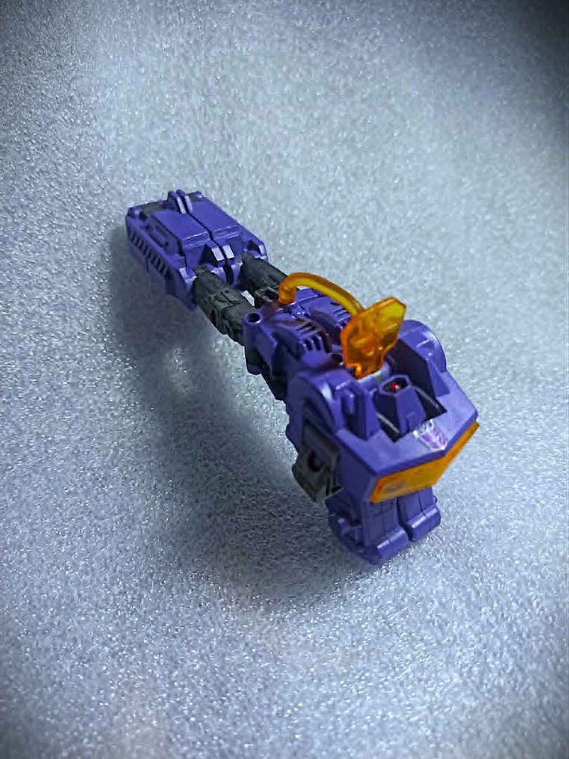 Loose WB01-F SHOCKWAVE Core Class X-Ray Decepticon Transformers (Category: Kids Toys) located in Pasay City. Submitted by Chariselyn (Listing ID 1466319536, Image 3). Description: Loose WB01-F SHOCKWAVE (350+sf) Core Class X-Ray Decepticon Transformers Series: Warbotron WB01-F, 2015 Scale: 4 inches Stock: 1 Condition: 10/10 Issues: 0 Accessories: complete, no manual Mode of Payment: GCash or through your rider Shipping options: Payment first befo