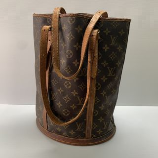 (Category: ) located in . Submitted by vintagebrandedstore (Listing ID 1466335711, Image 1). Description: .