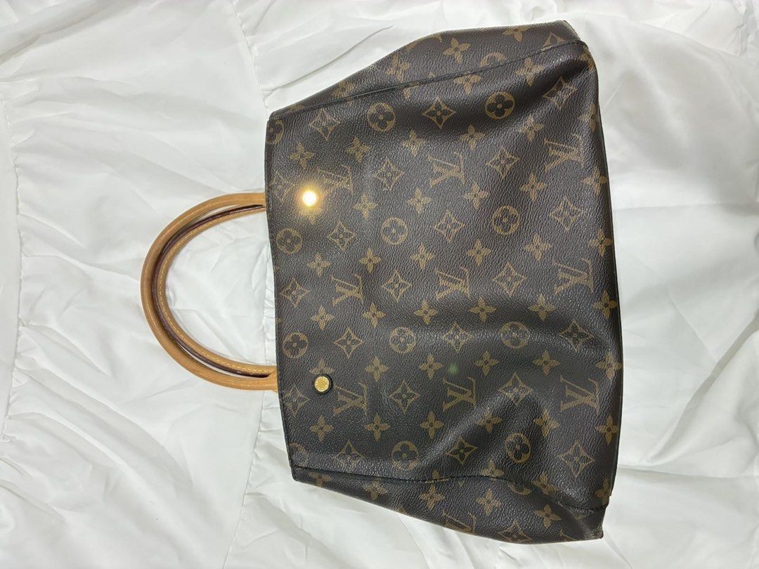 Louis Vuitton LV montagne (Category: Luxury Bags & Wallets) located in Pasay City. Submitted by iflyph (Listing ID 1466156206, Image 1). Description: - Authentic LV montagne - bag only -please see pics for flaws -scratches/fade here and there 7/10 condition guaranteed authentic or money back no return no exchange.
