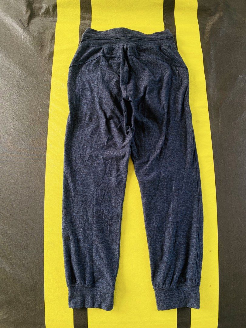 Lululemon Rulu Jogger Crop Dot 2 (Category: Activewear) located in Tagbilaran City. Submitted by we_thrift (Listing ID 1466207387, Image 1). Description: Dot 2 .