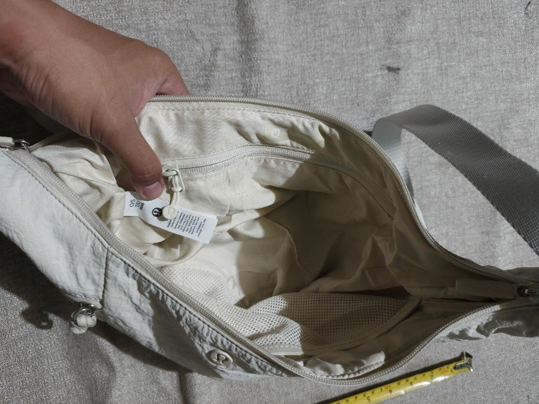LULULEMON SLOUCHY SLINGBAG (Category: Cross-body Bags) located in General Santos City (Dadiangas). Submitted by prins_thrifts101 (Listing ID 1466310462, Image 3). Description: ‎•Dimes In inches ( 12x14) ‎•Color rate 9.8/10 ‎•Excellent Condition ‎•Issue: no issues ‎ ‎Unli vouch unli vc with item ‎Payment first Jnt or Cod LBC ‎+SF ‎LOCATION: General Santos City, Mindanao, 9500 ‎ ‎📍 DISCLAIMER : I'am not associated or affiliated with any brand ment