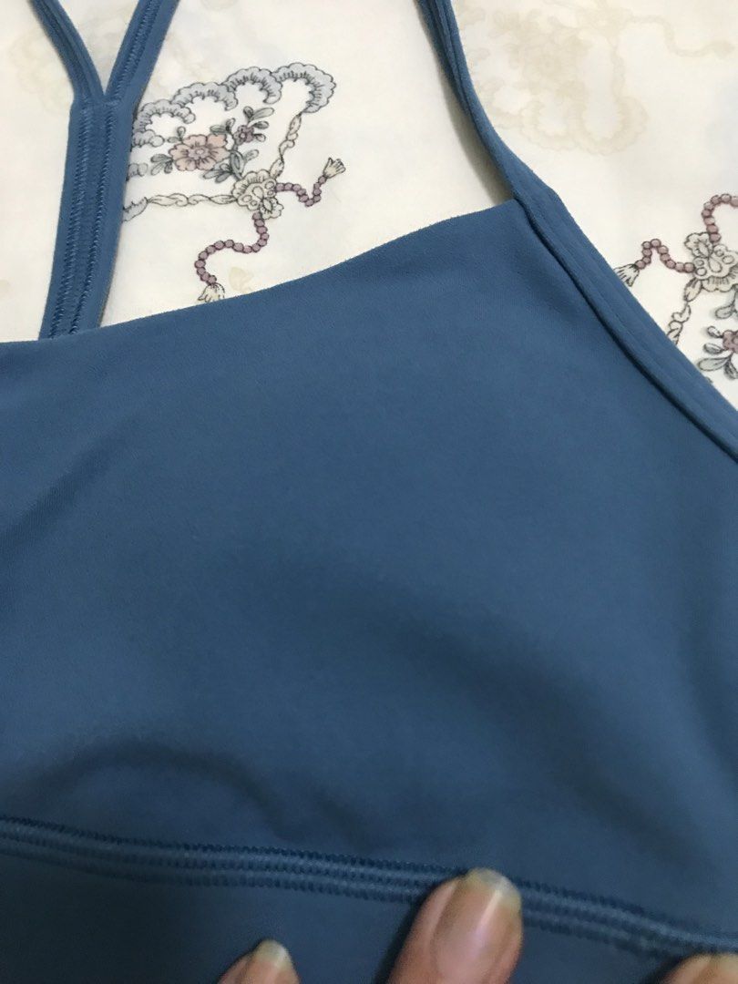Lululemon Sportsbra (Category: Activewear) located in Manila. Submitted by freshlemon58885 (Listing ID 1466241773, Image 2). Description: No crack prints Padded Dot 4 .
