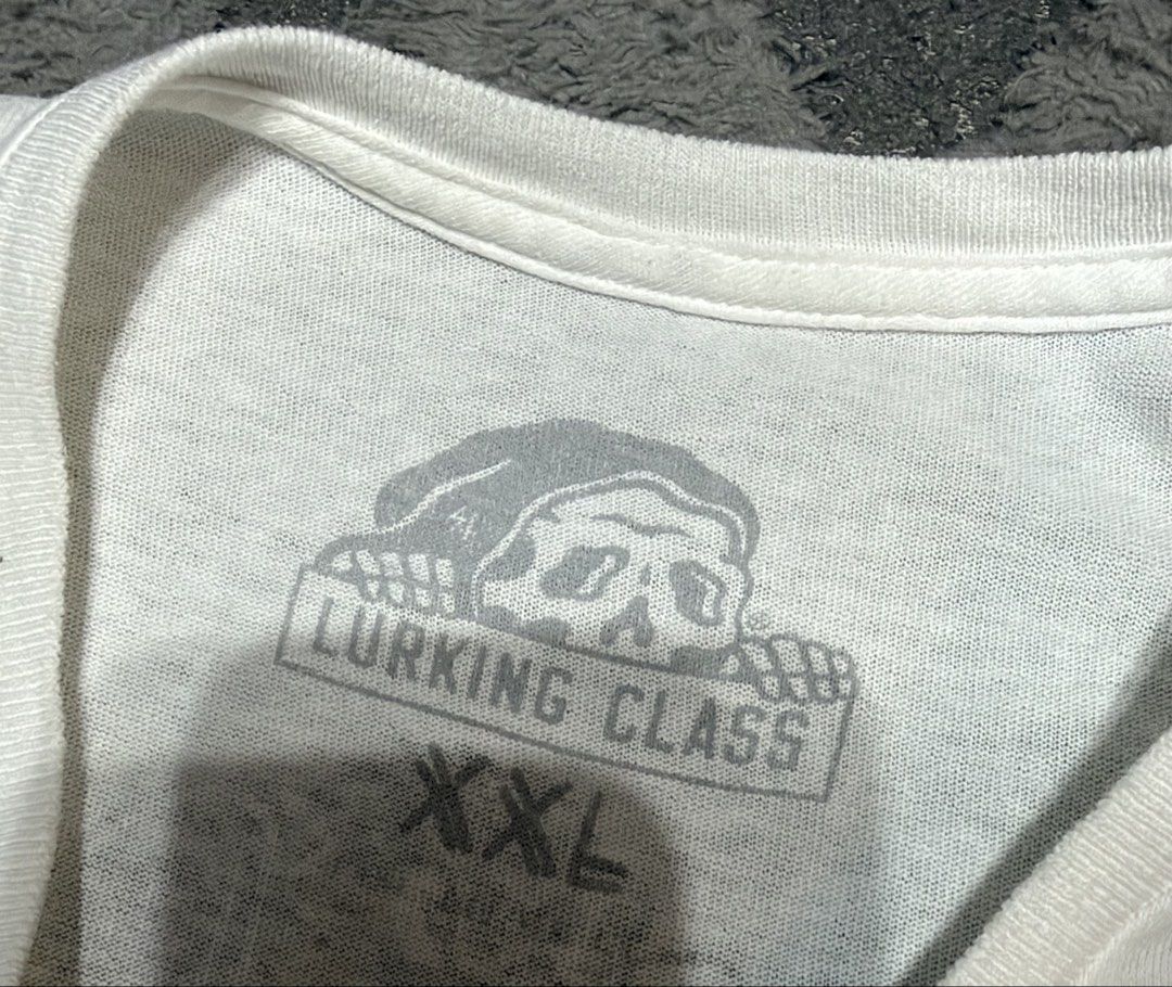 Lurking Class - Do Not Disturb Tee (Category: Tshirts & Polo Shirts ) located in Cavite. Submitted by commoncourtesy (Listing ID 1466225380, Image 3). Description: Size XXL.