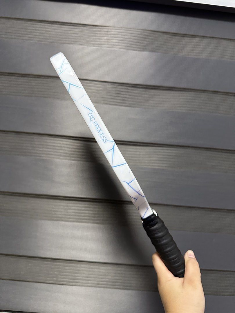 Luzz Inferno-Frozen FR-Poly Core Pickleball Paddle (Category: Racket and Ball Sports) located in Manila. Submitted by coleengui78044 (Listing ID 1466303471, Image 3). Description: - Brand/Model: Lunn Inferno-Frozen Paddle - Core: FR-Poly core for sturdy, competitive play - Design: Black hitting surface with blue geometric lines and white edge guard with 0°C Process branding - Handle: Wrapped black perforated grip with Lunn logo - Condition: Minim