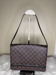 (Category: ) located in . Submitted by sh33natole.07 (Listing ID 1466178622, Image 1). Description: .