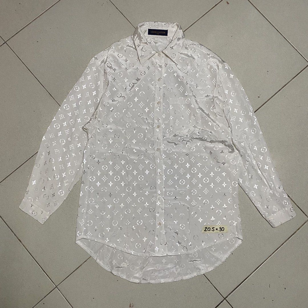 lv monogram silk button down ls (Category: Sleep and Loungewear) located in Taguig. Submitted by xi_xxix1129 (Listing ID 1466334895, Image 1). Description: large long 20.5x30” excellent condition 299php +sf no cod taguig location 📩📩📩.