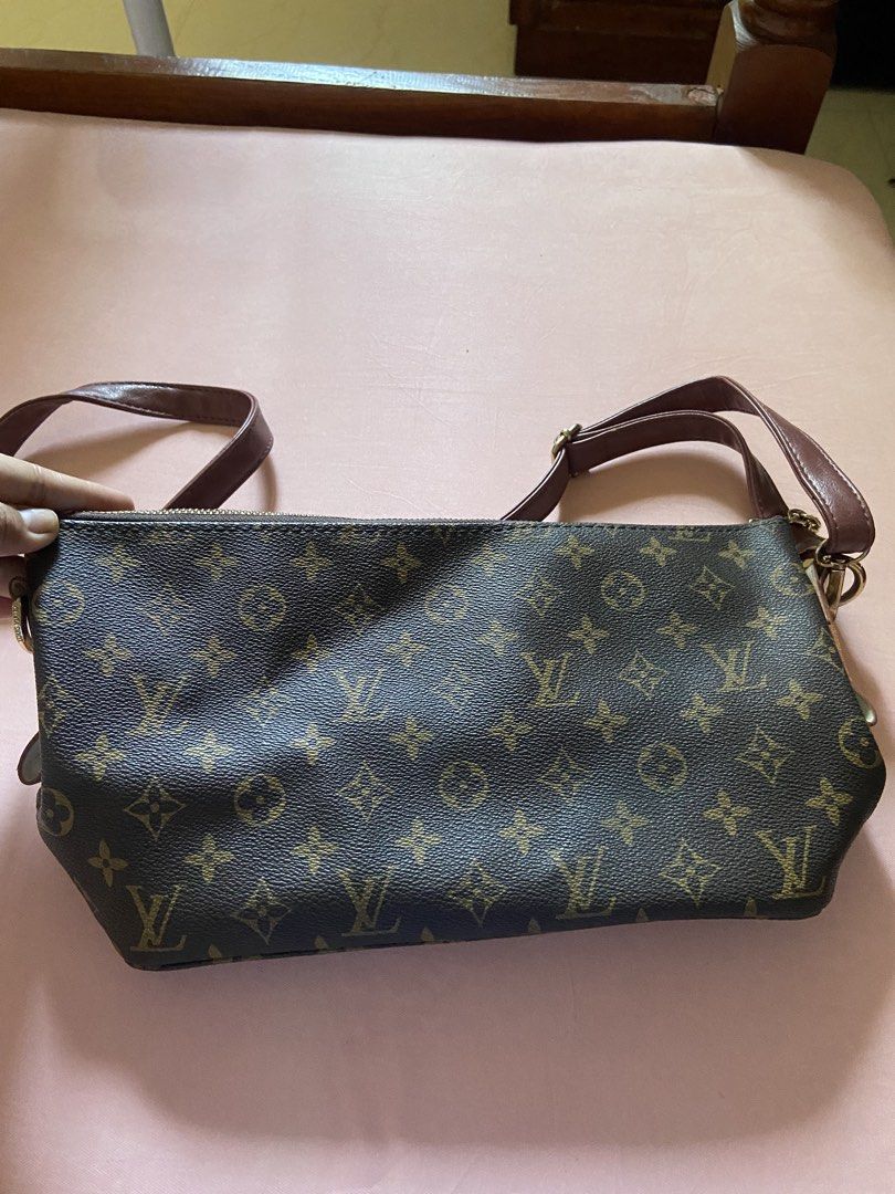 Lv sling (Category: Cross-body Bags) located in Calamba. Submitted by mj_sotto22 (Listing ID 1466192639, Image 2). Description: Replace sling kasya payong .