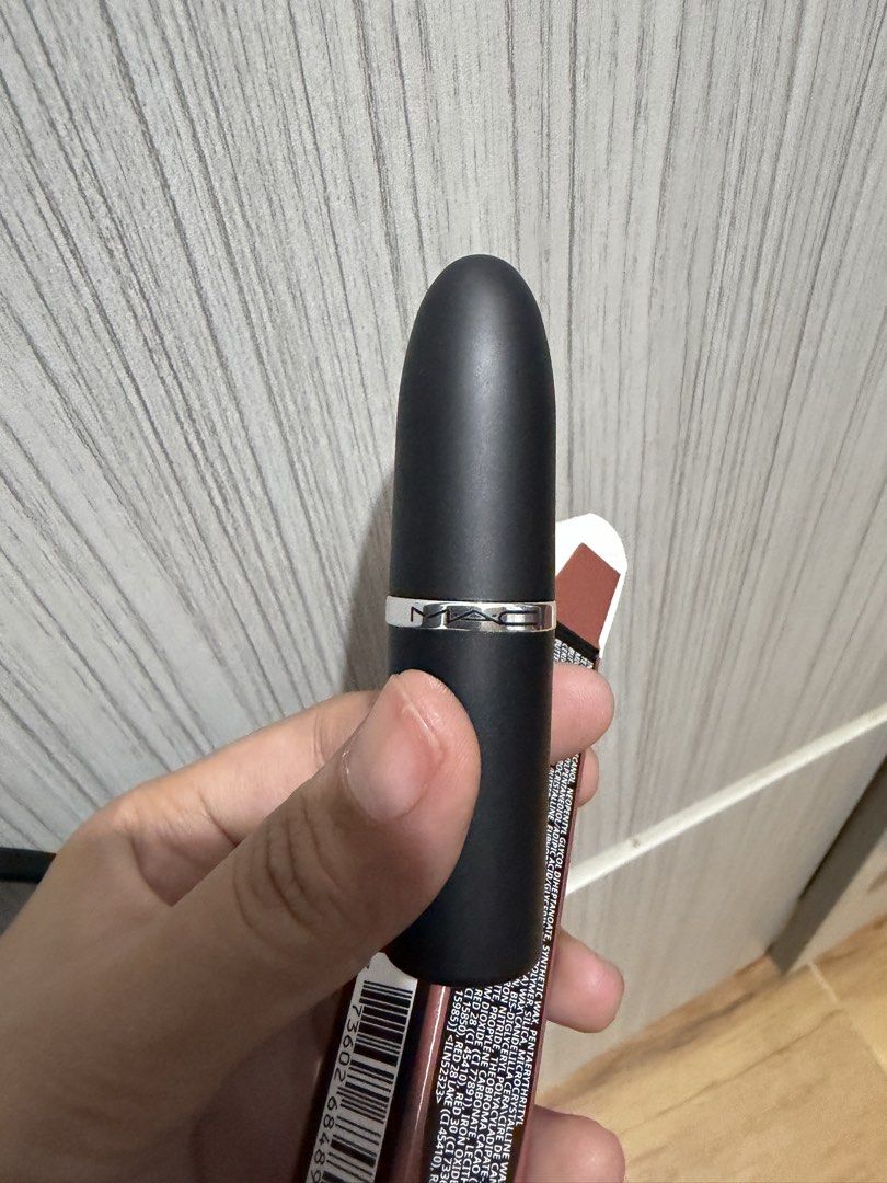 MAC Maximal Silky Matte Lipstick Taupe 616 (Category: Makeup) located in Taguig. Submitted by leiyyyy (Listing ID 1466288055, Image 3). Description: - Brand: MAC - Product: Maximal Silky Matte Lipstick - Shade: 616 Taupe (neutral everyday brown) - Size: Standard 0.12 oz - Condition: swatched once on hand (to check the shade) - Packaging: Original box included **Bought around 1.1k **Rfs: Bought mini size as well.