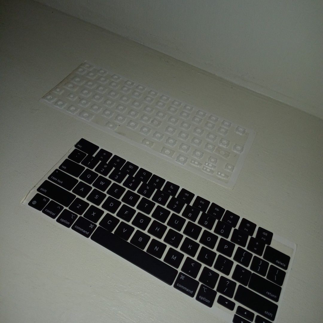 Macbook keycap and hinge for keyboard (Category: Cleaning Tools & Supplies) located in Manila. Submitted by mr.fast (Listing ID 1466335003, Image 3). Description: .