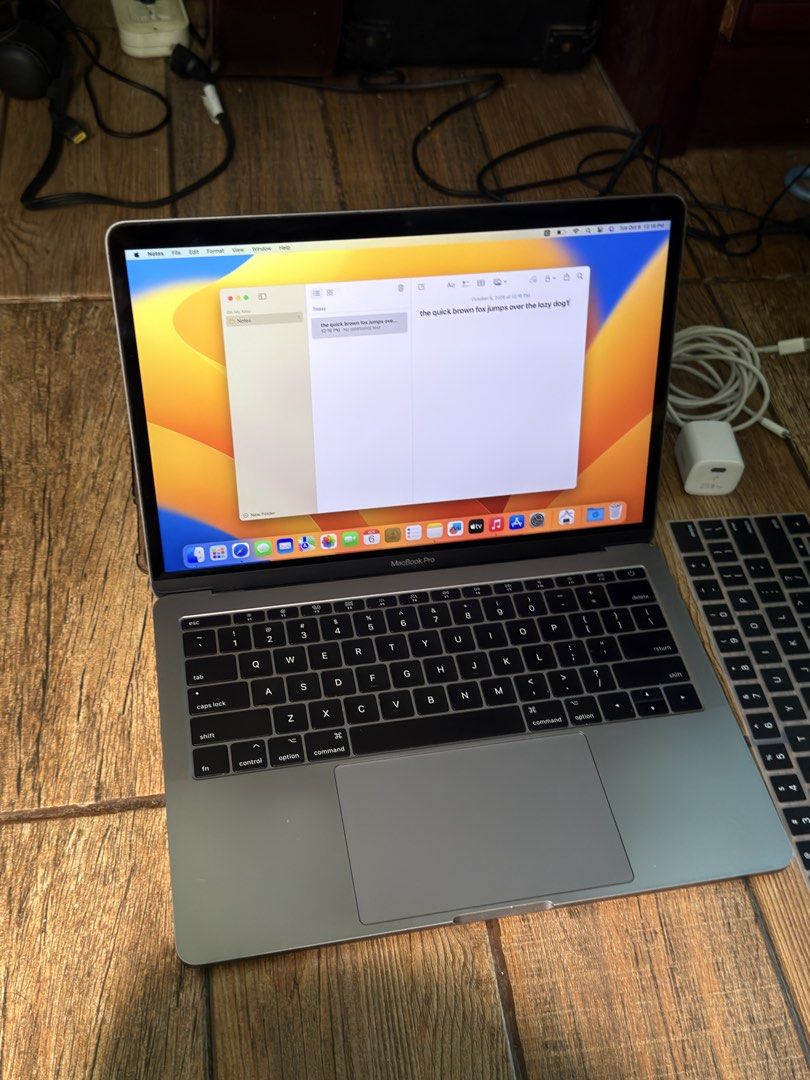 MacBook Pro 2017 (Category: Laptops & Notebooks) located in Taguig. Submitted by cabspanda (Listing ID 1466186970, Image 1). Description: Model: Space Grey MacBook Pro 2017 - 13-inch, 2017, Two Thunderbolt 3 ports - Intel Iris Plus Graphics 640 - 2.3 GHz Dual-Core Intel Core i5 - 13.3-inch (2560 × 1600) display - matagal malowbat battery is in good condition Minor issues: ❌❌ cosmetic only dents the body. No issues in performace super smooth - Inc
