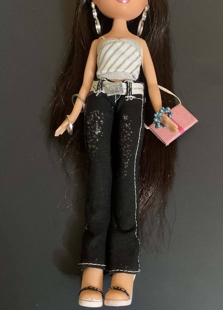 Magic Hair Jade Bratz (Category: Kids Toys) located in Manila. Submitted by whiteapple10114 (Listing ID 1465092124, Image 3). Description: For trade Magic Hair Jade to Spring Break Cloe or Magic Hair Sasha. Other BTS Lines except Cloe 0954 324 5596 Gcash Other details. Jade has a cut hair but not too short cut. Some hair naputol na. Acessories, bag and standee are not included. Selling it for 9k. First to pay gets the doll. Thank you and please m