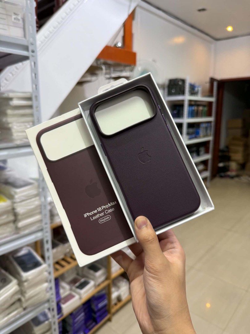 Magsafe Leather Case for iPhone 18 Pro Max (Category: Cases & Sleeves) located in Manila. Submitted by ceeyashop (Listing ID 1466278615, Image 2). Description: Pm me, Available on hand Lalamove,Grab,J&T COD will do!.