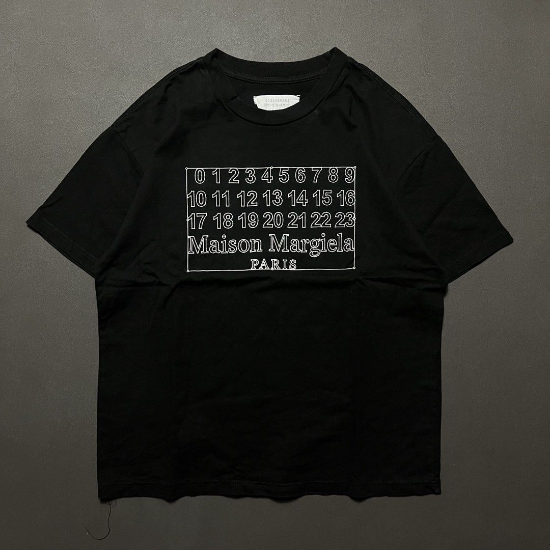 Maison Margiela Paris Shirt (Category: Tshirts & Polo Shirts ) located in Moncada. Submitted by tishokthrift (Listing ID 1466273123, Image 1). Description: .