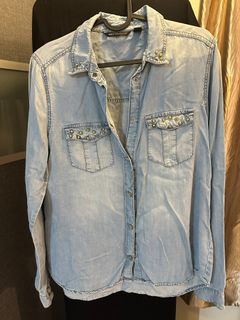 (Category: ) located in . Submitted by frommycloset27_ (Listing ID 1466311399, Image 1). Description: .