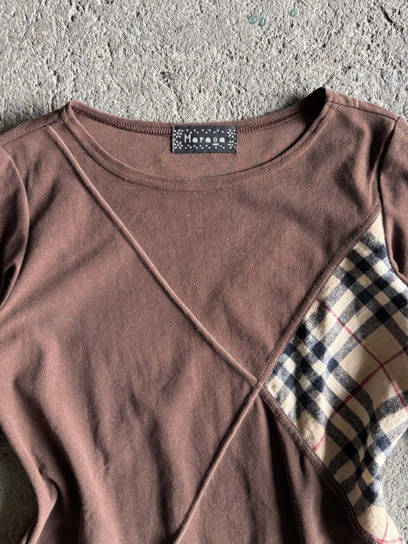 Maraea Paris Brown Plaid Patch Long Sleeve Top (Category: Longsleeves) located in Quezon City. Submitted by ward.drobe (Listing ID 1466202744, Image 3). Description: Size M-L strechy .