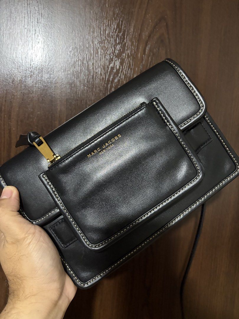 *Marc Jacobs Madison Leather Bag* (Category: Luxury Bags & Wallets) located in Mandaluyong City. Submitted by localbudol (Listing ID 1466312376, Image 1). Description: .
