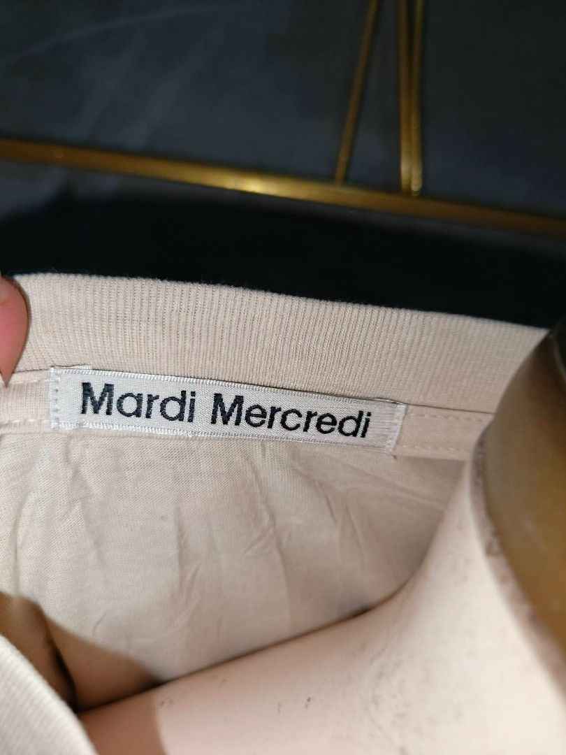 Mardi mercredi authentic (Category: Tshirts & Polo Shirts ) located in Alaminos. Submitted by stafits4youuu (Listing ID 1466193220, Image 3). Description: good as new 10/10 color rate no issue medium to large authentic.