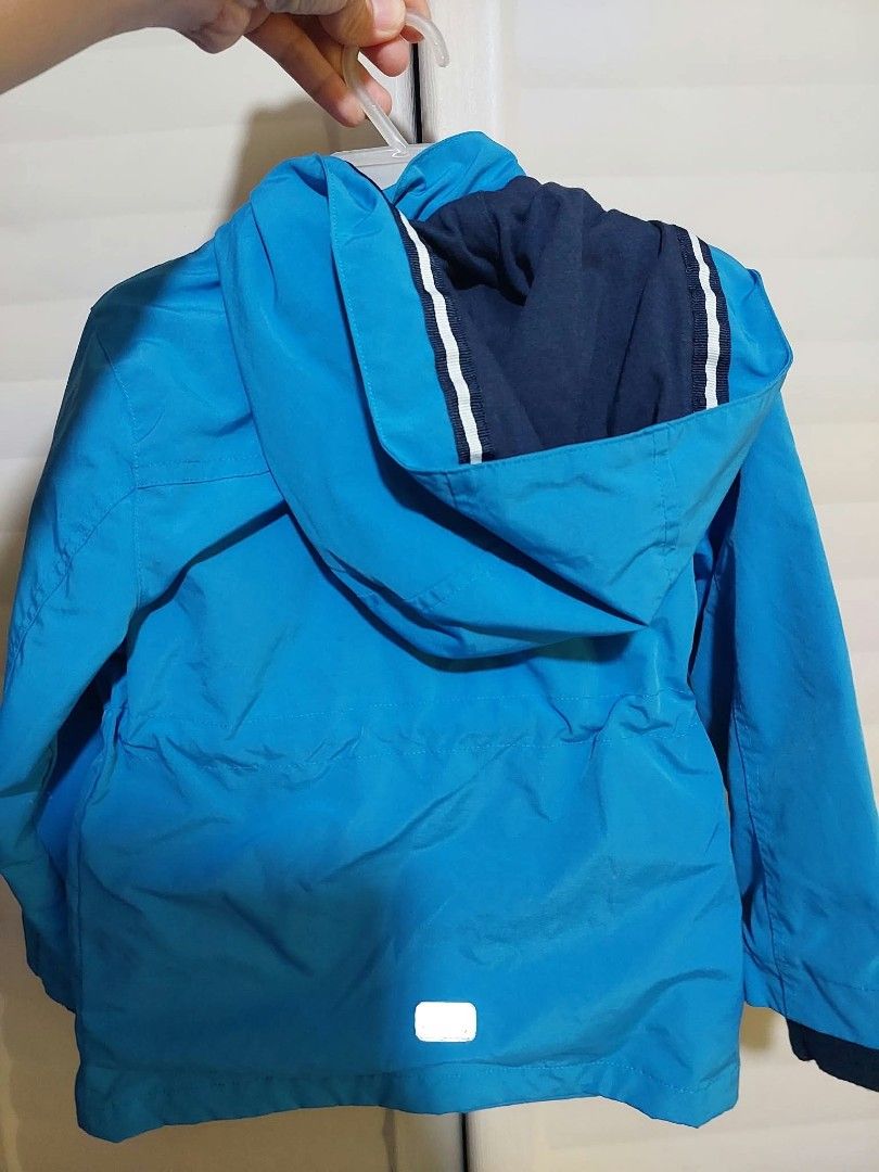 Marseille Kids windbreaker jacket (Category: Babies & Kids Fashion) located in Echague. Submitted by grateful27 (Listing ID 1466165015, Image 2). Description: This is a PlayToday Marseille Kids/Tween Boys Blue Windbreaker Jacket.