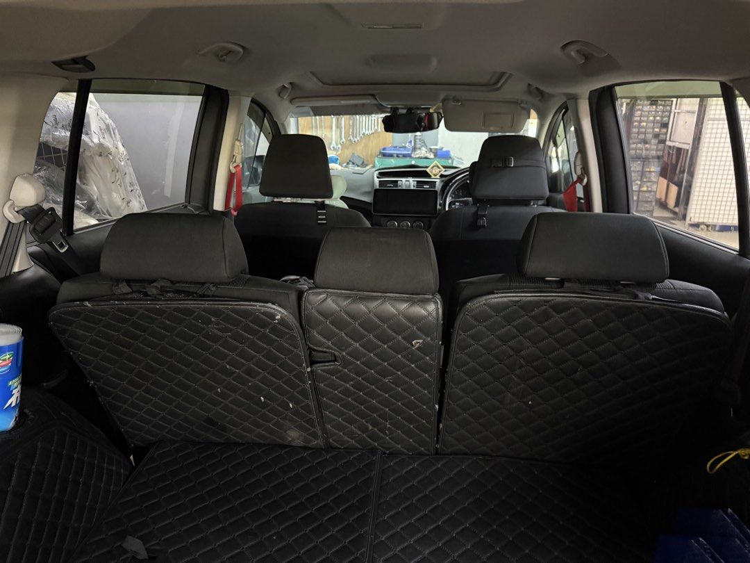 Mazda 5 2.0 Standard (A) (Category: Used Cars) located in Singapore. Submitted by abcdef.gem (Listing ID 1466217446, Image 3). Description: 12.3 inch infotainment with CarPlay android auto 4door JBL speakers.