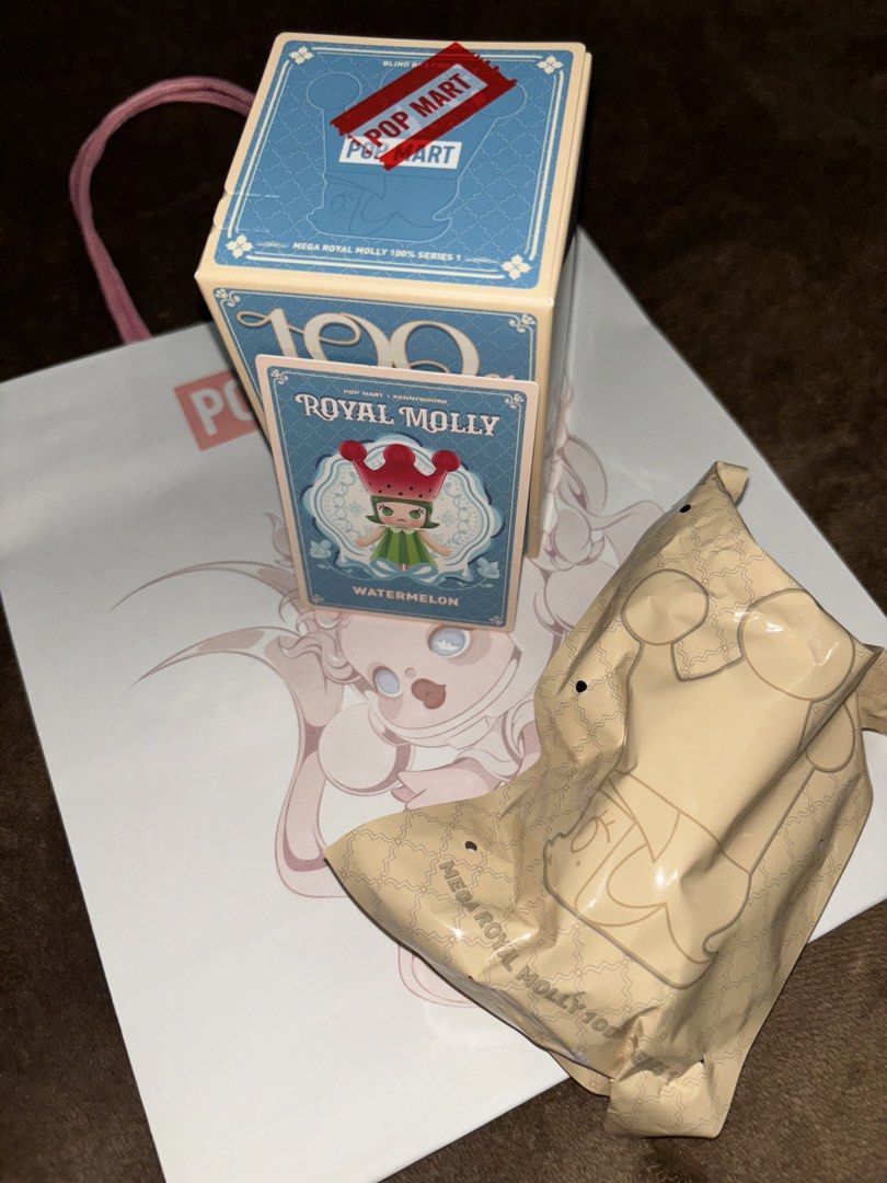 Mega Royal Molly 100% Series 1 (Watermelon) (Category: Designer & Blind Box Toys) located in Manila. Submitted by shopiness___ (Listing ID 1466330704, Image 1). Description: BRAND NEW SEALED FOIL rfs: not my prio.