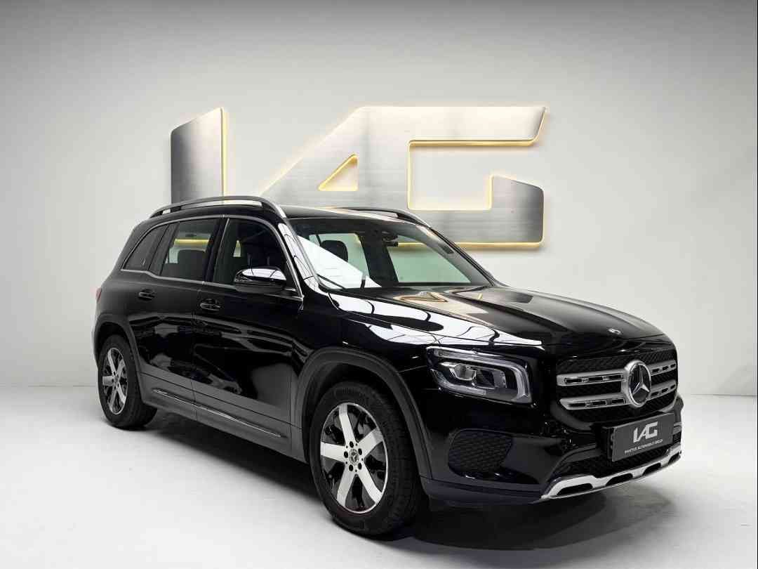 Mercedes-Benz GLB-Class GLB200 Sport 7-Seater (A) (Category: Used Cars) located in Singapore. Submitted by invictusautomobilegroup (Listing ID 1466227431, Image 1). Description: ⚡️LOWEST DEPRECIATION IN MARKET ⚡️ ⚡️PRICED TO SELL ⚡️ ⚡️$0 Downpayment Available! ⚡️ 🚗 Model : Mercedes-Benz GLB200 Sport 7 Seater 🗓️ Registration : May 2021 (4Year 7Months) 💵 Interest rate : Bank Loan fr 2.28%, In House Full loan fr 2.98% 🌟 Pristine Condition 🌟 1 O