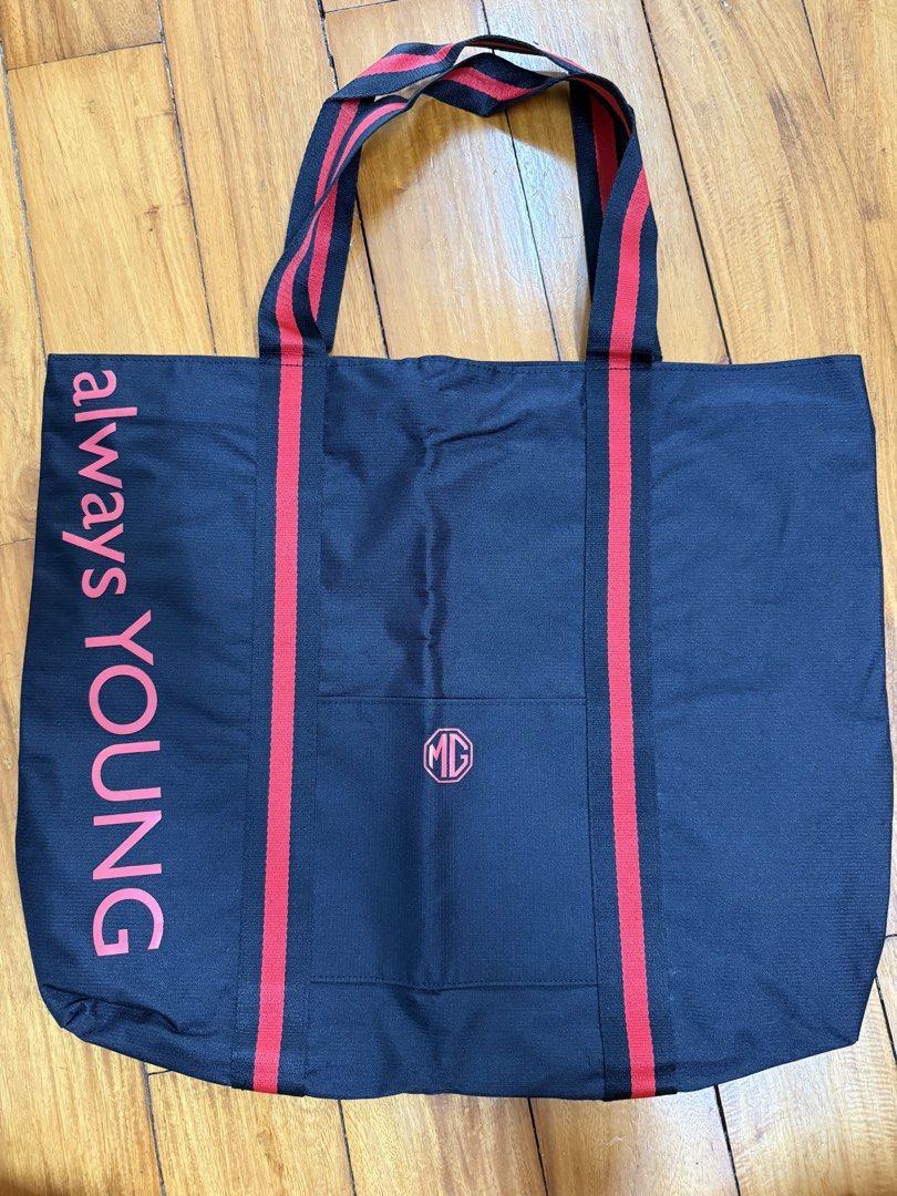 MG Tote Bag ( flaw inside the bag ) (Category: Tote Bags) located in Manila. Submitted by a.c.shop (Listing ID 1466228273, Image 1). Description: Pls see flaw posted.