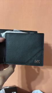 (Category: ) located in . Submitted by whynotthriftph (Listing ID 1466304763, Image 1). Description: .