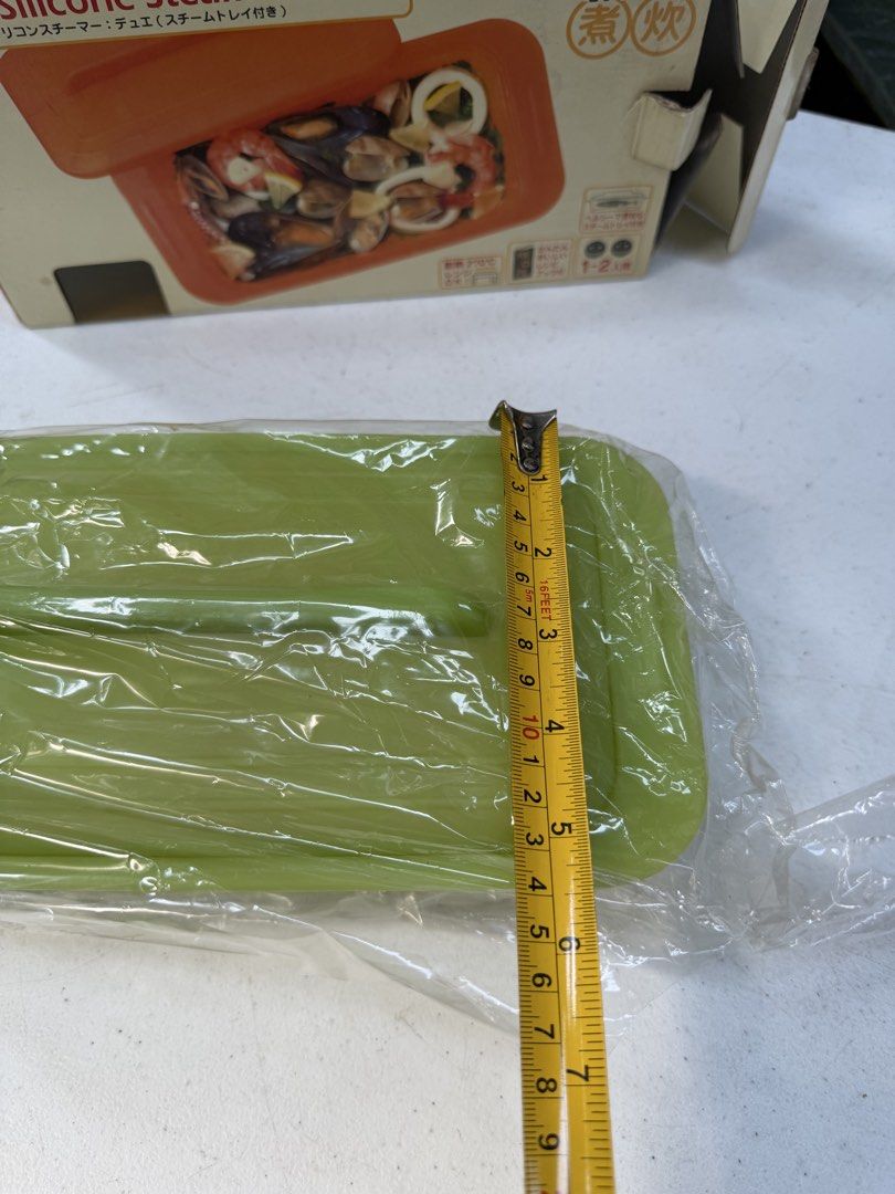 Microwave steamer (Category: Cookware & Accessories) located in Davao. Submitted by parteawares2 (Listing ID 1466189765, Image 3). Description: One piece silicone microwave steamer for the on go out there who likes to steam your food .