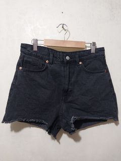 (Category: ) located in . Submitted by PrinceDani.Clothing (Listing ID 1466182368, Image 1). Description: .