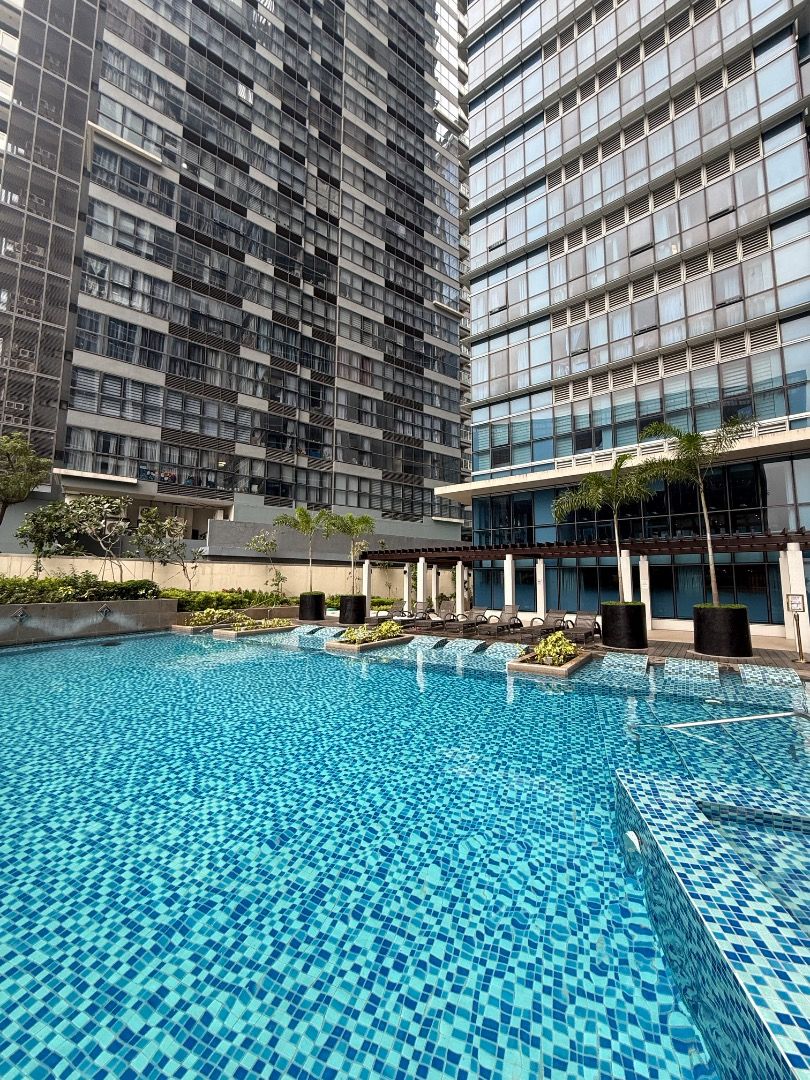MOVE IN READY - 1BR IN BGC (Category: Apartments & Condos) located in Taguig. Submitted by dacanayglad29 (Listing ID 1466230856, Image 2). Description: MOVE IN READY 1BR IN BGC!! 💳 Reserve your unit for only ₱60,000! UPTOWN PARKSUITES TOWER 2 📍 8th Avenue, Uptown Bonifacio, Taguig City ✨ READY FOR OCCUPANCY / RENT-TO-OWN CONDO IN BGC 🏠 FOR SALE: 1 BEDROOM WITH BALCONY | 37 SQM 🔥 CASH TERM PROMO – 25% DISCOUNT! - 11.4M RENT-TO-OWN TERMS: ✅ 10%