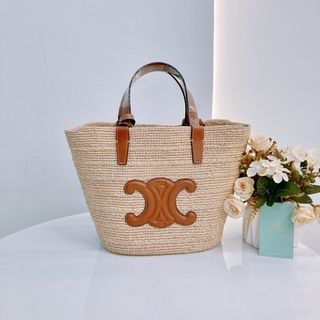 （分類：）位於 。 由 heartofluxe 提交（商品編號 1466255237，圖片 1）。簡介： 。