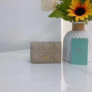 （分類：）位於 。 由 heartofluxe 提交（商品編號 1466249147，圖片 1）。簡介： 。