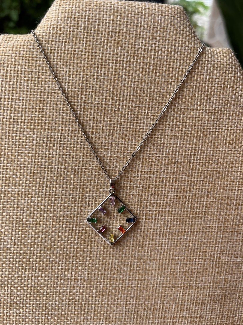 Multicolored Tourmalines pendant,rhodium plated (Category: Necklaces) located in Kalibo. Submitted by sunnysidegold (Listing ID 1466185073, Image 2). Description: multicolored tourmalines pendant big size rhodium plated with free stainless chain MOP gcash/BPI online .