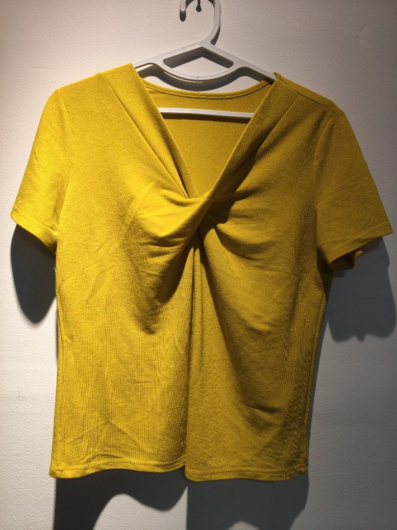Mustard Casual Top (Category: Blouses) located in Pasig City. Submitted by furmom06 (Listing ID 1466177369, Image 1). Description: Fits Medium-Large Sitting in my closet, decluttering.