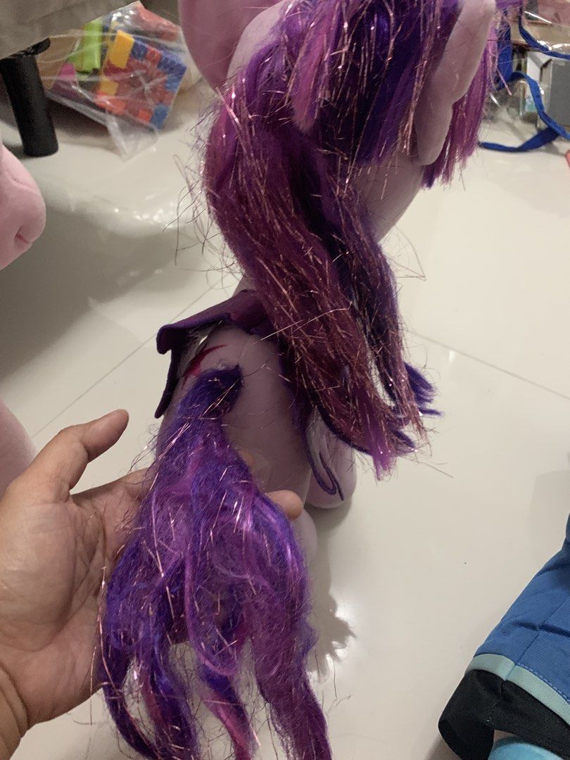 My little pony (Category: Babies & Kids Fashion) located in Caloocan City. Submitted by appleblossoms07 (Listing ID 1466229114, Image 3). Description: Available in 2 colors purple and pink 2 pcs for 3k Original from US ST pouch 1 .