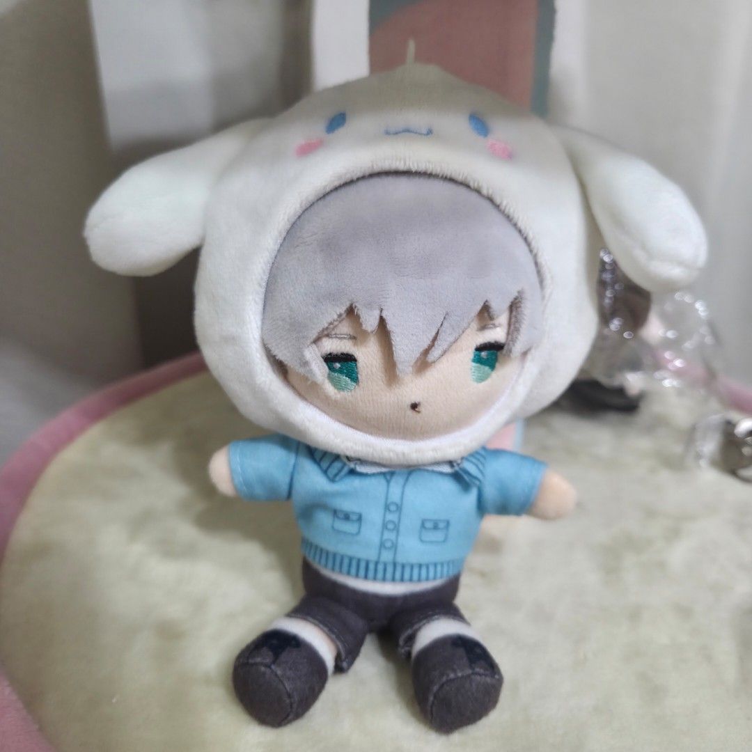 Nagi Seishiro Munyugurumi - Blue Lock Sanrio (Category: Plushies & Soft Toys) located in Paranaque City. Submitted by aerithblooms (Listing ID 1466168185, Image 1). Description: ‐ bought from mercari - w/tag and chain.