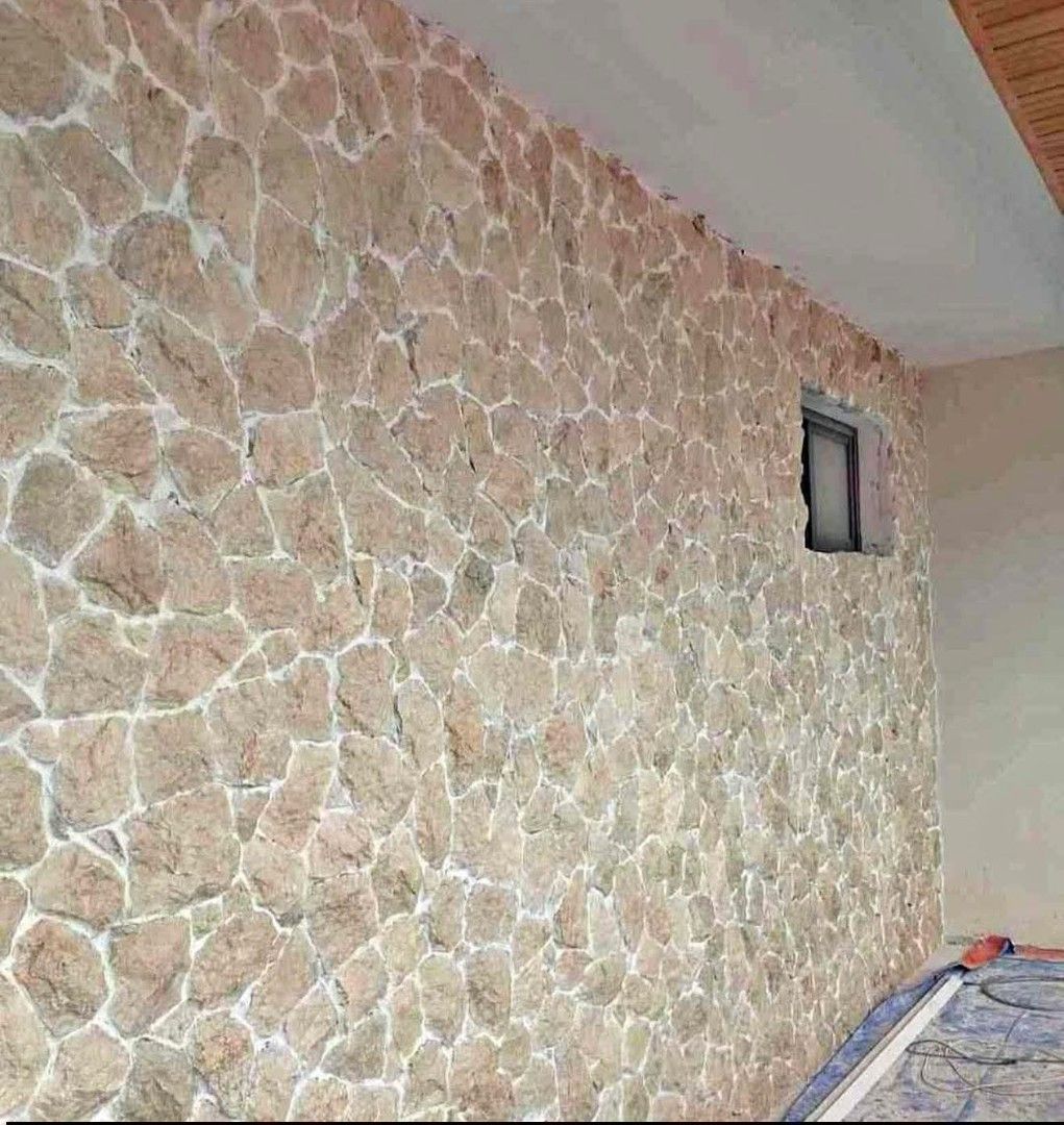 Natural flat stones for wall cladding and landscaping (Category: Construction & Building Materials) located in Manila. Submitted by wildwater_6905b4 (Listing ID 1466301547, Image 2). Description: - Material: Flat natural stones with irregular shapes and varying thickness - Colors: Mix of light grey, white, and dark earthy tones - Ideal For: Exterior wall cladding, accent walls, and garden pathways - Condition: Sourced and loaded in a transport ve