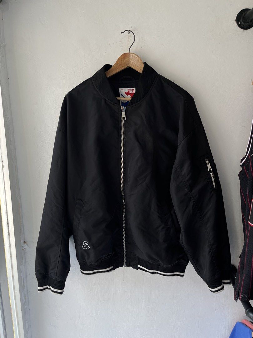NBA BIG EMBROIDERY LOGO VARSITY JACKET (Category: Coats, Jackets and Outerwear) located in Santa Rosa. Submitted by jhongilber04420 (Listing ID 1466203664, Image 2). Description: NBA BIG EMBROIDERY LOGO VARSITY JACKET 27w 27L Excellent condi Sign of usage Need wash 1500 +sf .