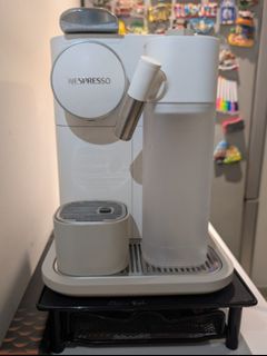 （分類：）位於 。 由 tsaa9 提交（商品編號 1466313985，圖片 1）。簡介： 。