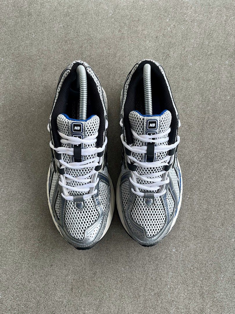 NEW BALANCE 1906R METALLIC BLUE (Category: Shoe inserts) located in Butuan. Submitted by jacobfrost (Listing ID 1466335415, Image 3). Description: Size 7 us womens 38 eur 23.5 cm Excellent condition minor sign of usage .