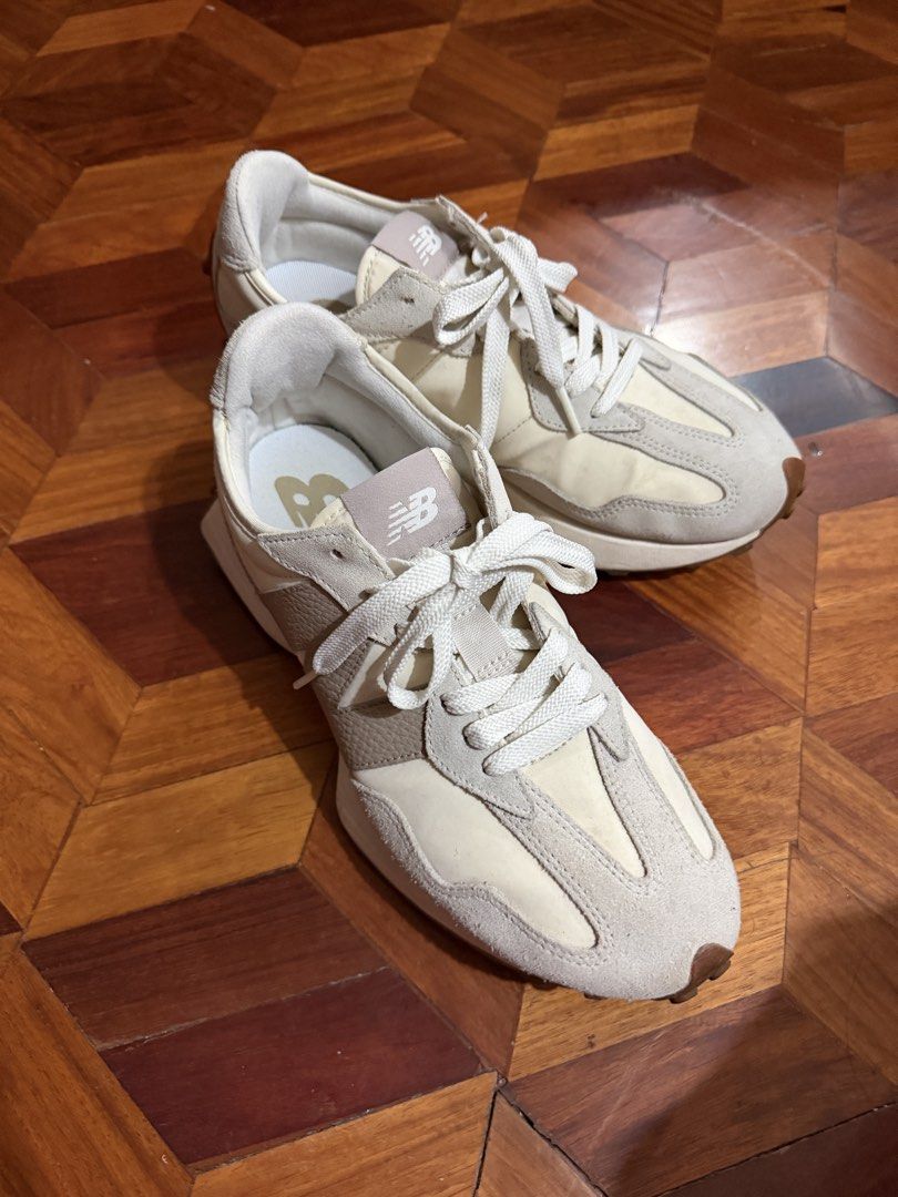 New Balance size 8.5 (Category: Sneakers) located in Manila. Submitted by bondea (Listing ID 1466160463, Image 1). Description: Size 8.5.