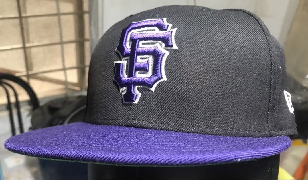 New era - vintage one size cap (Category: Caps & Hats) located in Manila. Submitted by avecillaa57811 (Listing ID 1466157353, Image 1). Description: ❗️7 1/2 ❗️💯 wool.