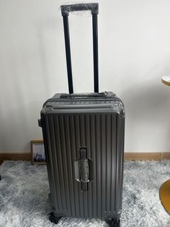 （分類：）位於 。 由 fashiontrade_luggage_company 提交（商品編號 1466168401，圖片 1）。簡介： 。