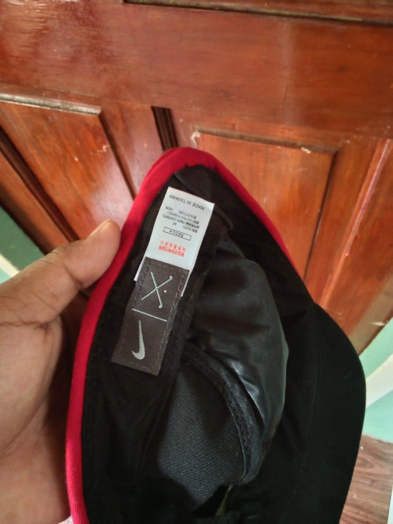 Nike (Category: Caps & Hats) located in Caloocan City. Submitted by solothrif (Listing ID 1466331914, Image 3). Description: .