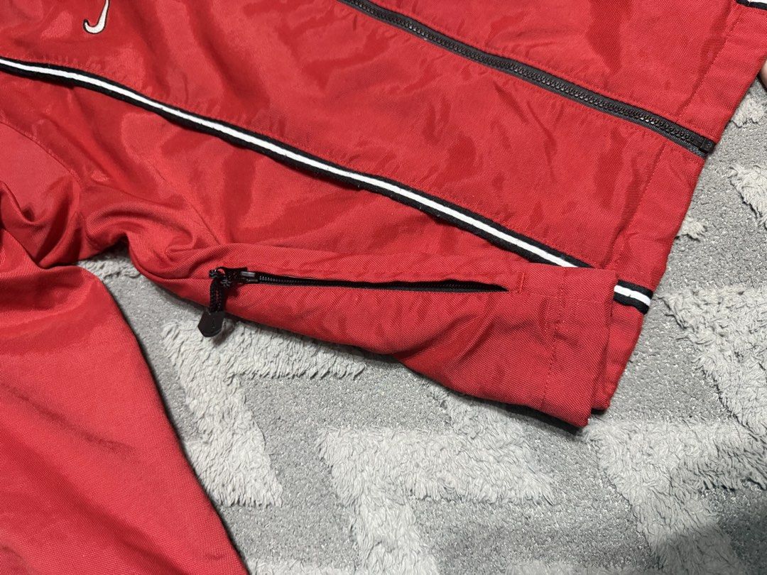 Nike - Vintage Red Team Jacket (Category: Coats, Jackets and Outerwear) located in Cavite. Submitted by commoncourtesy (Listing ID 1466190364, Image 3). Description: Size Medium.