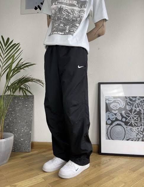 Nike Activewear (Category: Other Bottoms) located in Manila. Submitted by abbie0309296694 (Listing ID 1466260507, Image 1). Description: .