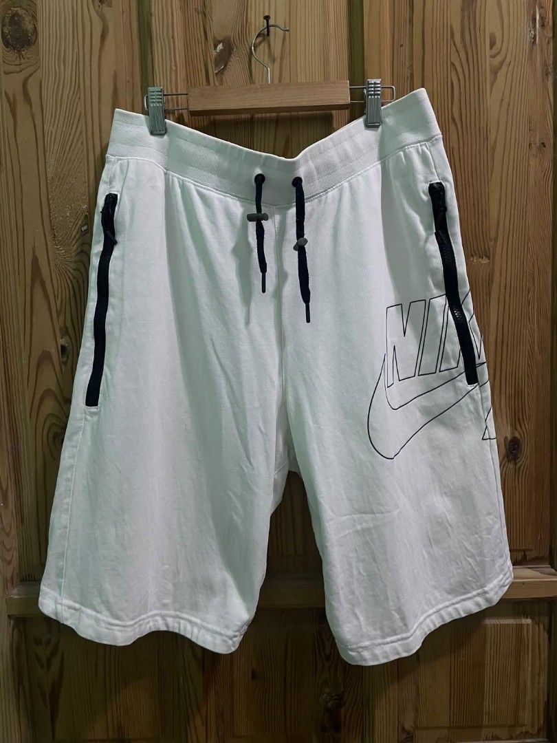 NIKE AIR (Category: Activewear) located in Manila. Submitted by kennethgup36225 (Listing ID 1466249492, Image 2). Description: NIKE AIR WHITE Size : M On tag Cotton ‎Dimentions ‎Waist : 32-34 ‎Length: 23 ‎Excellent Condition ‎Color Rate: 9/10 ‎Issue: pinhole ‎ ‎Claim Prize: 750shipped ‎ ‎Unli Vouch & Open For Videocall ‎Mode Of Payment(MOP) ‎-Gcash ‎-Maya ‎-Maribank ‎ ‎📍Bacoor,Cavite.