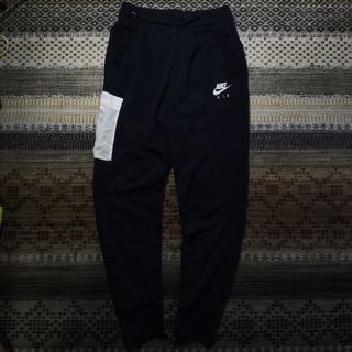 (Category: ) located in . Submitted by althriftdailyloots94 (Listing ID 1466268868, Image 1). Description: .