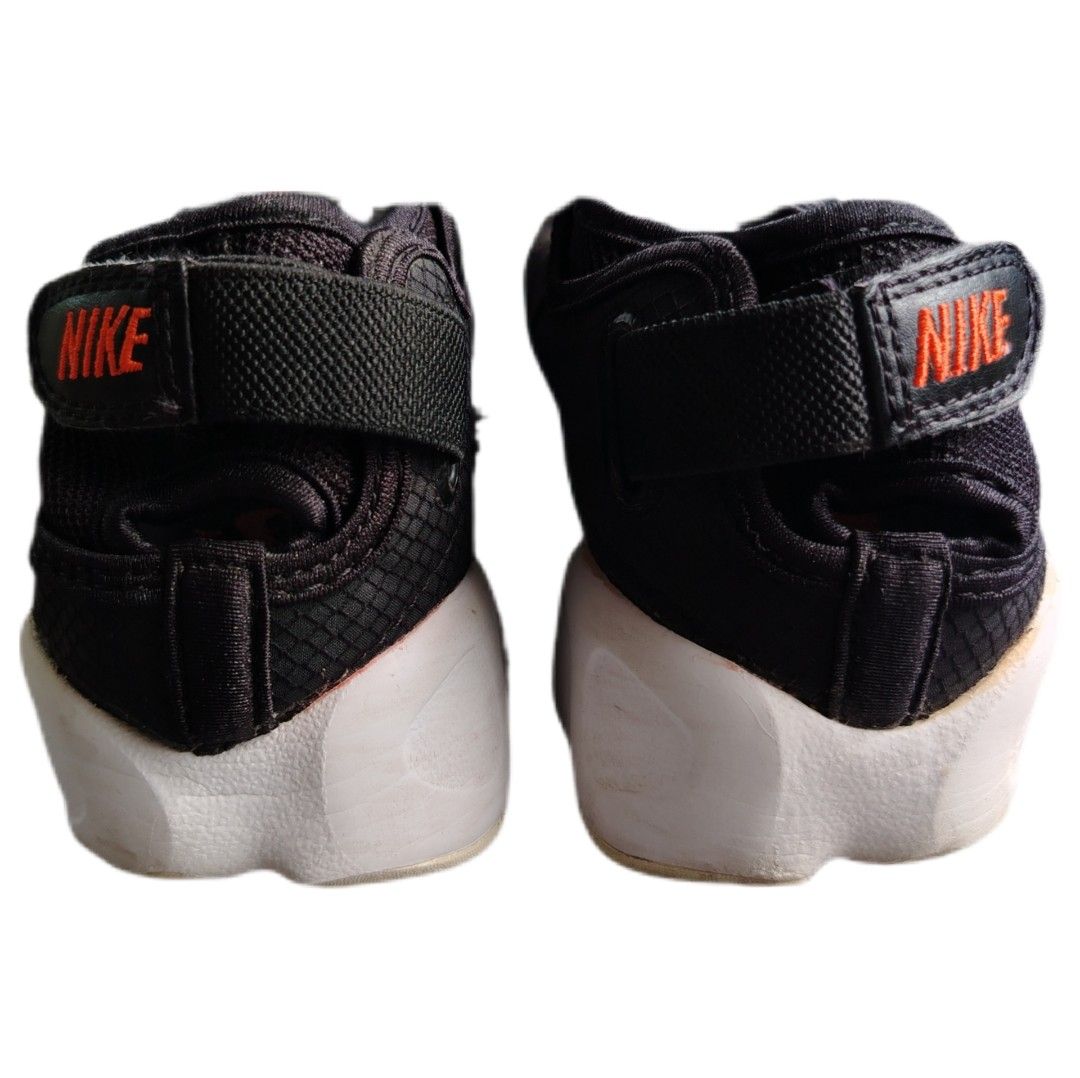 Nike Air Rift Breathe - Black Rush Orange (Category: Sneakers) located in Los Banos. Submitted by _yeyey_ (Listing ID 1466241901, Image 3). Description: Presentable condition .