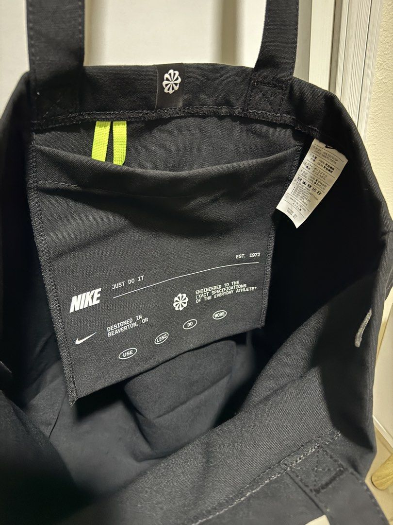 Nike Alex Eala Pasabuy (Category: Tote Bags) located in Manila. Submitted by d_clutter_ (Listing ID 1466240690, Image 3). Description: New designs :) Pasabuy fee is ₱550 They restocked the big and small designs for the black or cream tote, grey shirts (size M-XL), and white or black caps (one design, size M/L) Shirts - ₱1495 Caps - ₱995 Tote Bags - ₱1695 Plus pasabuy fee.